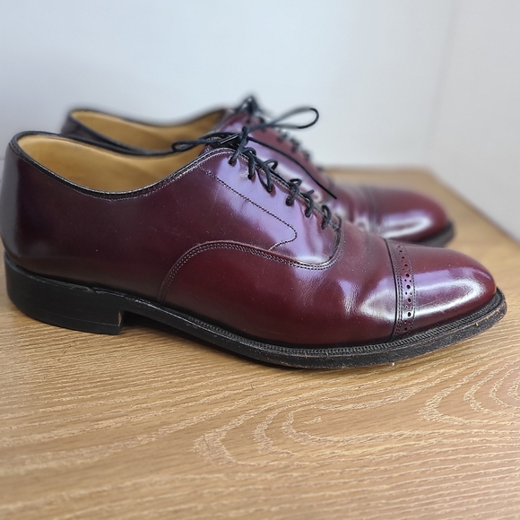 (0000) Johnston & Murphy Men's Aristocrat Cap Toe, Size: 8.5 D, Color: Burgundy - Picture 2 of 14